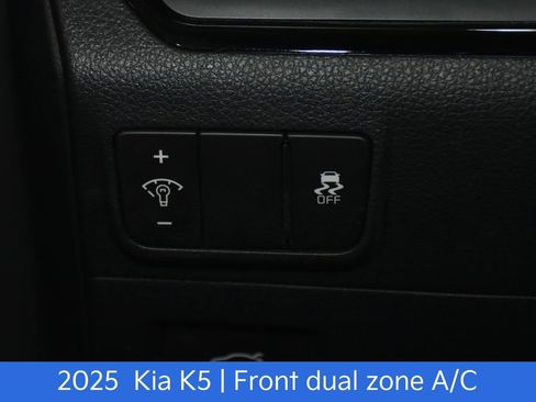 Used 2025 Kia K5 GT-Line w/ GT-Line Premium Package image 10