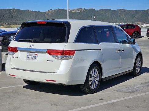 Used 2017 Honda Odyssey SE image 16
