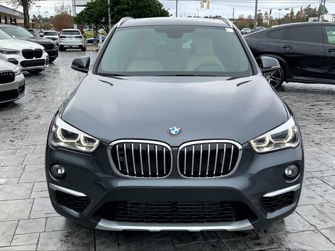 Used 2017 BMW X1 xDrive28i AWD/4WD image 3