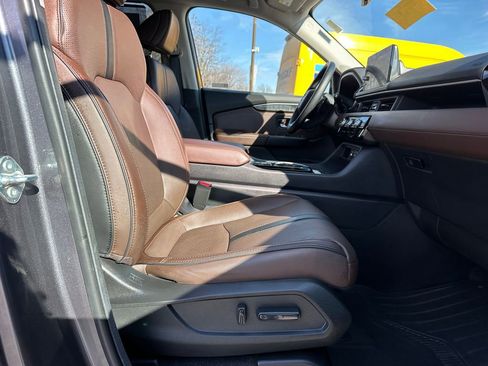 Used 2025 Honda Pilot Elite image 20