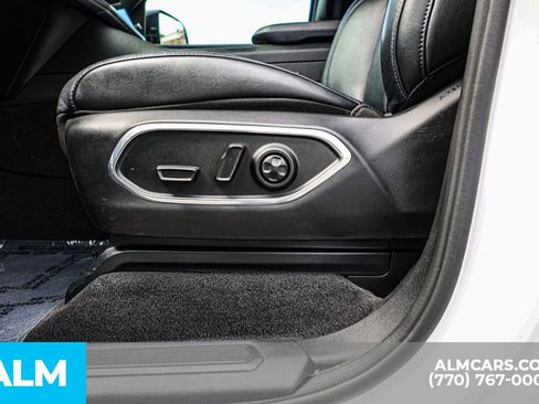 Used 2024 Jeep Wagoneer L Series II w/ Flexible Seating Group image 29