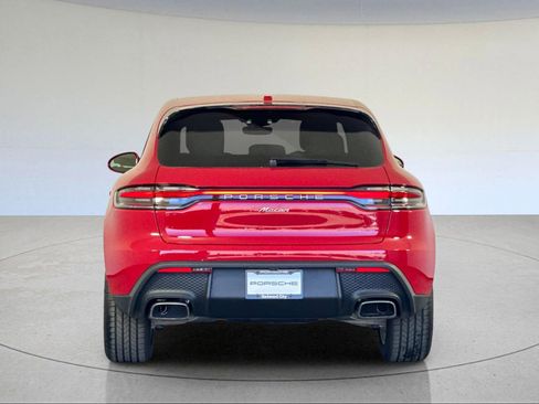 New 2026 Porsche Macan image 7