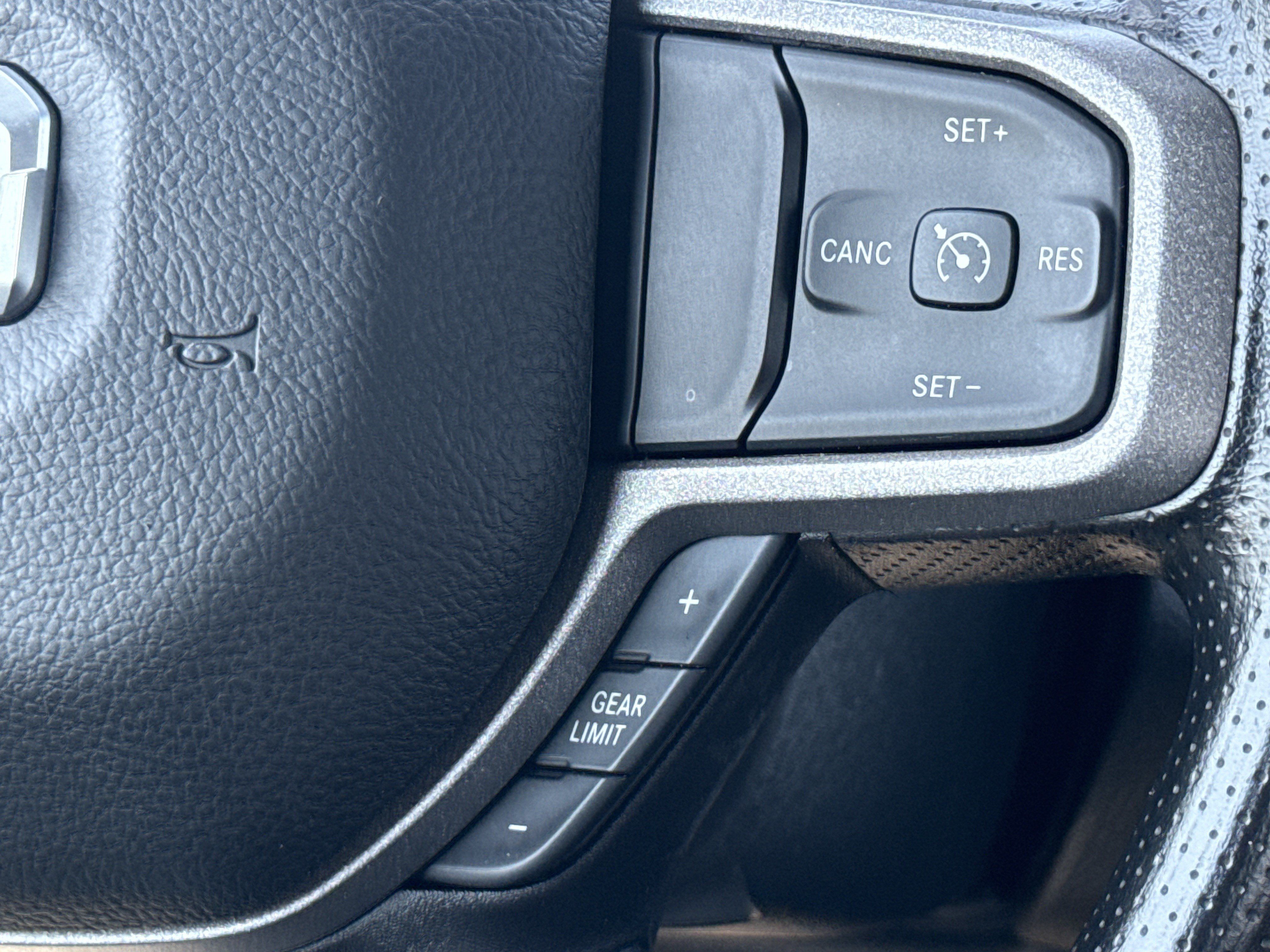 Used 2024 RAM 2500 Tradesman AWD/4WD image 19