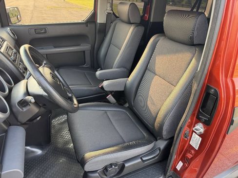 Used 2005 Honda Element EX image 16