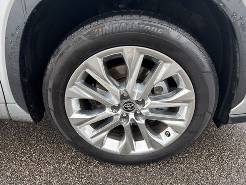 Used 2021 Toyota Highlander Limited image 36