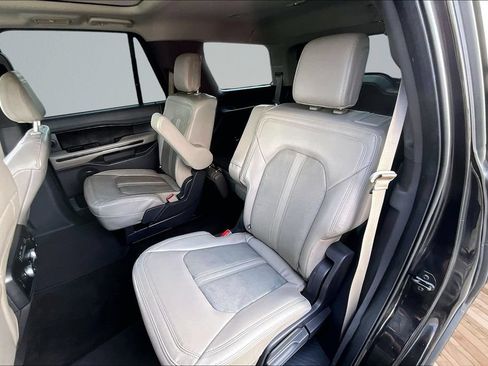 Used 2021 Ford Expedition Limited AWD/4WD image 25