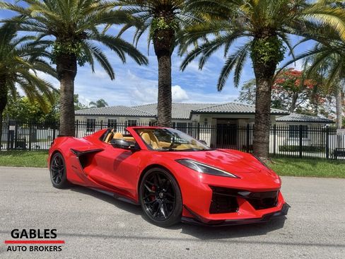 Used 2024 Chevrolet Corvette Z06 w/ Stealth Interior Trim Package RWD image 12