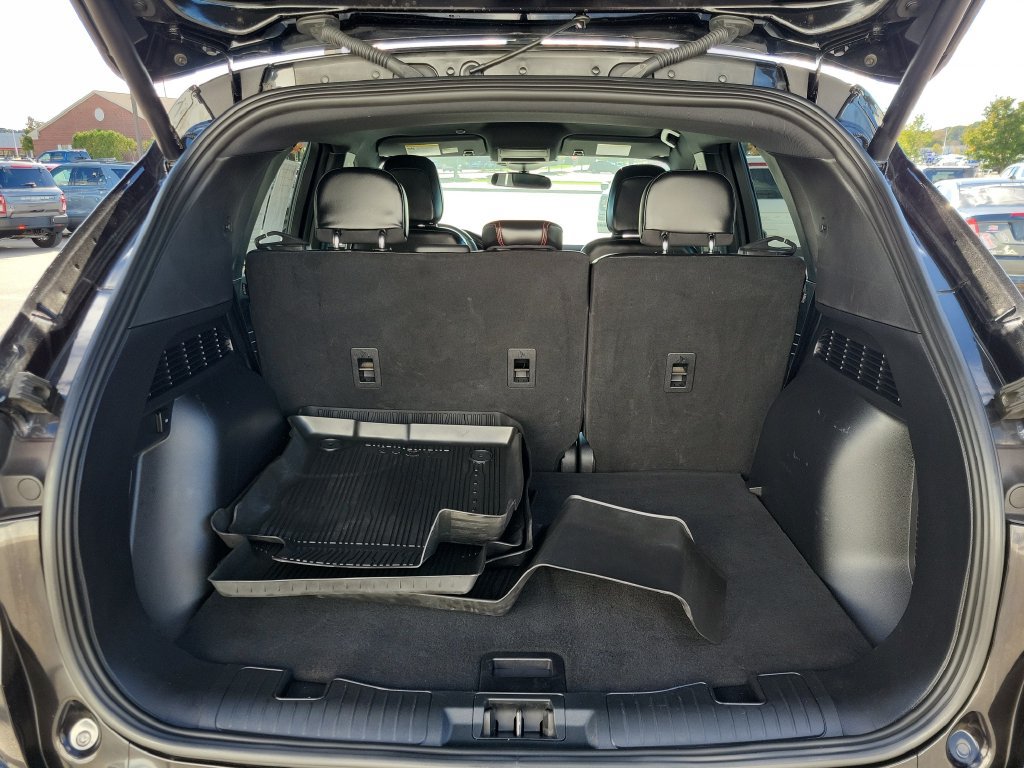 Used 2024 Ford Escape ST-Line w/ Tech Pack #1 AWD/4WD image 8