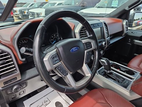 Used 2019 Ford F150 Platinum w/ Equipment Group 701A Luxury AWD/4WD image 27