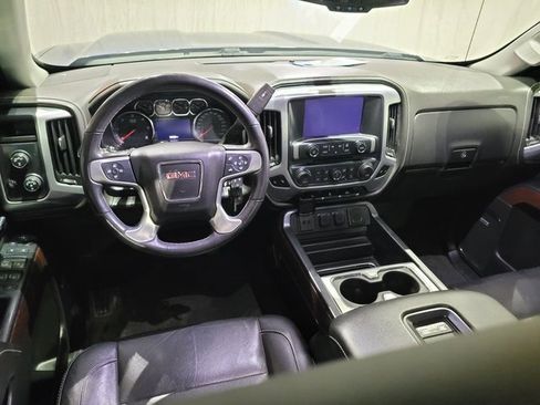 Used 2018 GMC Sierra 1500 SLT w/ SLT Premium Package image 4