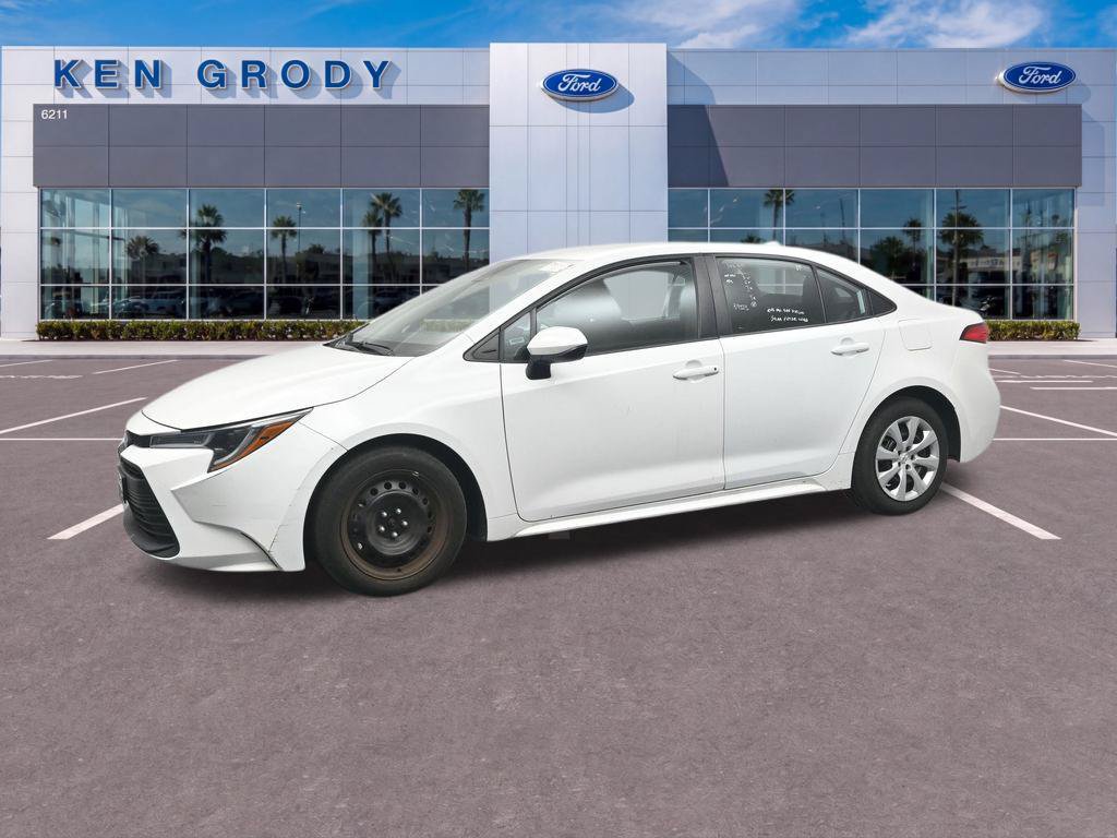 Used 2024 Toyota Corolla LE FWD image 9