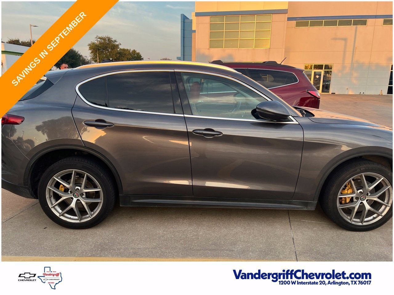 Used 2018 Alfa Romeo Stelvio Ti AWD/4WD image 6