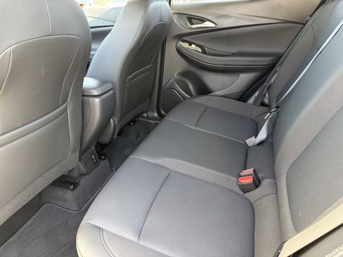 Certified 2024 Buick Encore GX Preferred FWD image 18