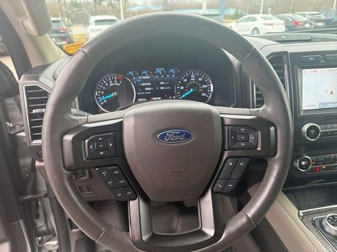 Used 2020 Ford Expedition Limited image 22