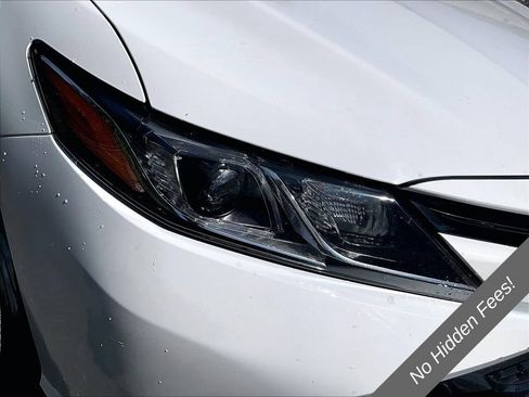 Used 2020 Toyota Camry LE w/ Convenience Package FWD image 26