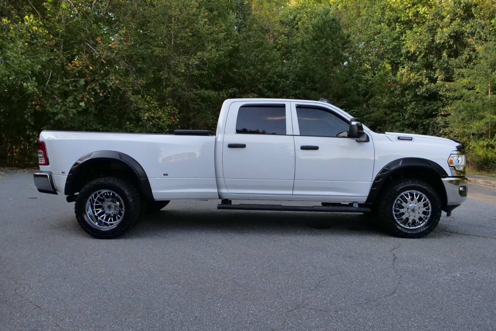 Used 2023 RAM 3500 Tradesman w/ Chrome Appearance Group AWD/4WD image 59