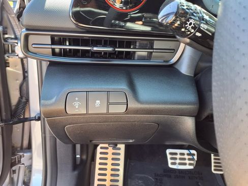 Certified 2025 Hyundai Elantra N Line FWD image 18
