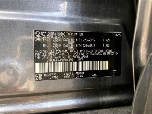 Used 2025 Toyota RAV4 LE AWD/4WD image 36