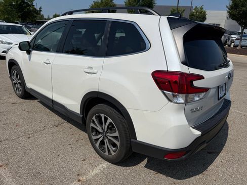 Used 2024 Subaru Forester Limited AWD/4WD image 7