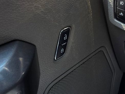 Used 2015 Ford F150 XLT w/ Equipment Group 301A Mid image 16