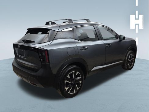 Used 2026 Nissan Kicks SV w/ Cold Weather Package AWD/4WD image 4