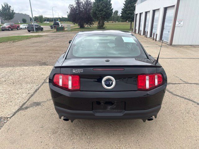Used 2012 Ford Mustang GT Premium w/ HID Headlamps & Security Pkg RWD image 8