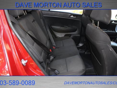 Used 2017 Kia Sportage LX image 16