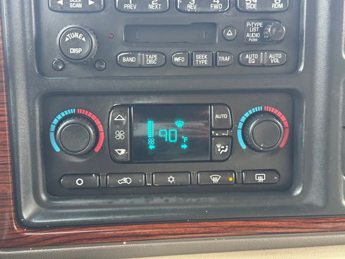 Used 2003 Cadillac Escalade AWD image 21