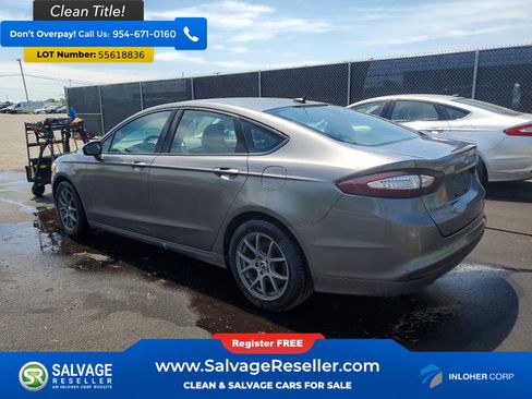 Used 2013 Ford Fusion SE FWD image 3