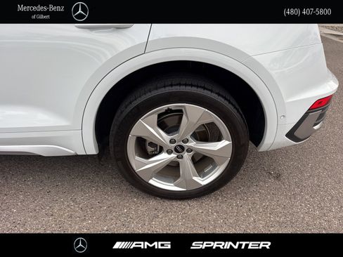 Used 2022 Audi Q5 2.0T Prestige w/ Prestige Package image 9