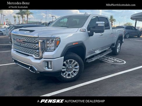 Used 2022 GMC Sierra 2500 Denali AWD/4WD image 1
