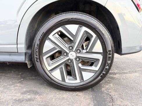 Used 2023 Hyundai Kona SEL image 29