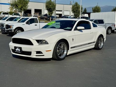 Used 2013 Ford Mustang Premium image 1