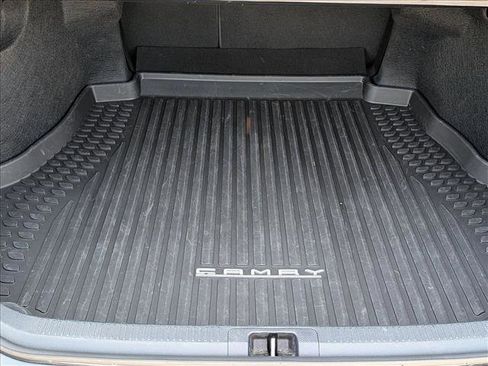 Used 2024 Toyota Camry SE w/ Convenience Package FWD image 6