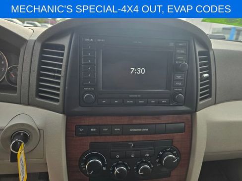Used 2005 Jeep Grand Cherokee Limited AWD/4WD image 29