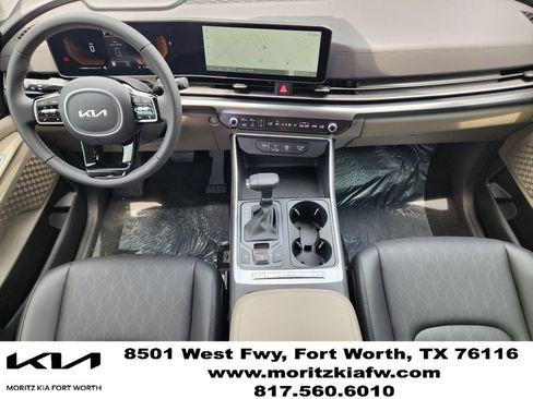 New 2026 Kia Carnival FWD image 18