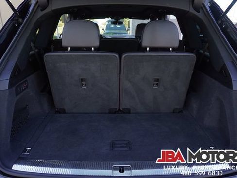 Used 2017 Audi Q7 3.0T Prestige w/ Prestige Package AWD/4WD image 25