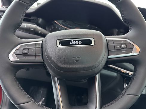 New 2026 Jeep Compass Latitude image 21