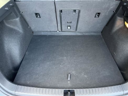 Used 2022 Volkswagen Taos SE w/ IQ.Drive SE Package image 14