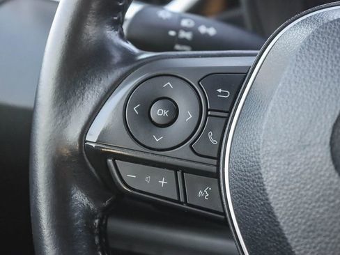 Used 2020 Toyota Corolla SE image 22