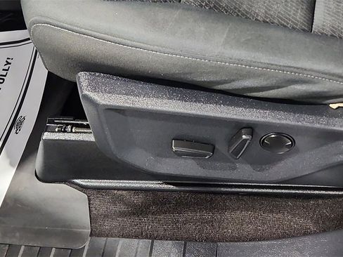 Used 2022 Ford F150 XLT w/ Equipment Group 302A High image 16