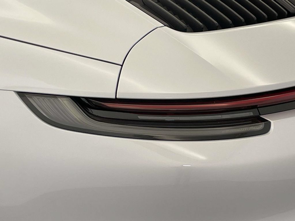 Certified 2024 Porsche 911 Carrera 4S AWD/4WD image 16