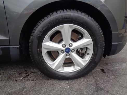 Used 2017 Ford Edge SE AWD/4WD image 13