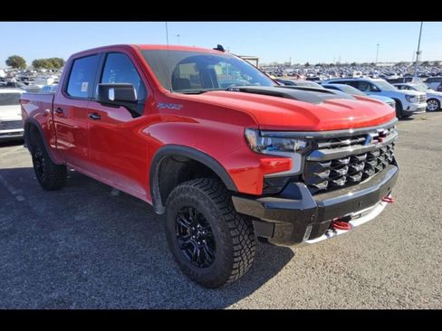 Used 2026 Chevrolet Silverado 1500 ZR2 image 2