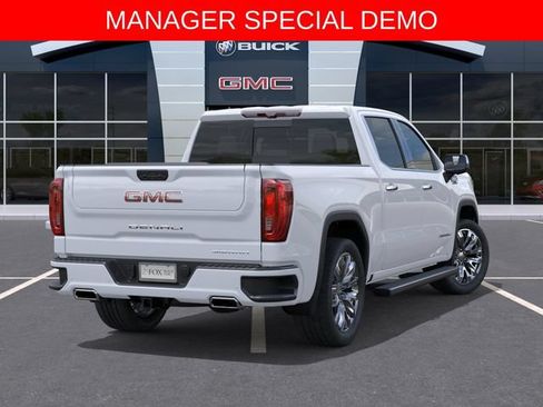 Used 2026 GMC Sierra 1500 Denali w/ Denali Reserve Package AWD/4WD image 4