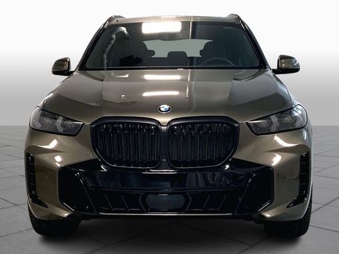 New 2026 BMW X5 xDrive40i w/ M Sport Package image 3