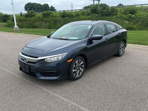Used 2016 Honda Civic EX image 7