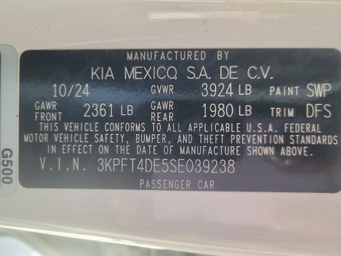 Used 2025 Kia K4 FWD image 33