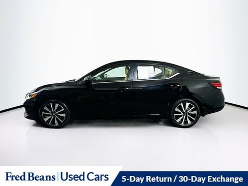 Used 2023 Nissan Sentra SV w/ SV Premium Package FWD image 5