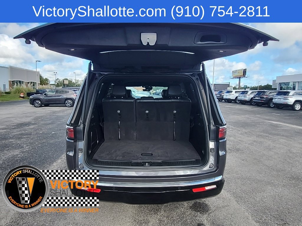 Certified 2024 Jeep Wagoneer Series II AWD/4WD image 24